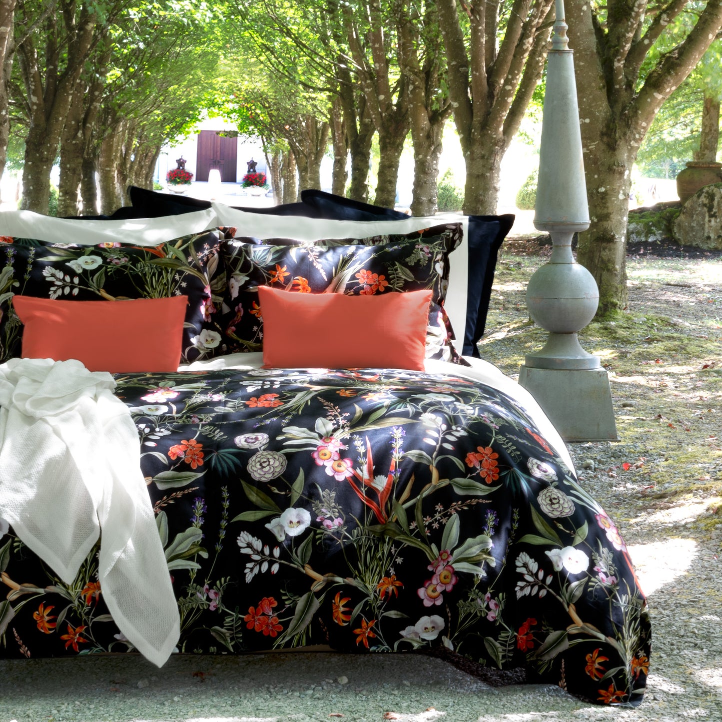 Botanique Printed Sateen Duvet Covers & Shams