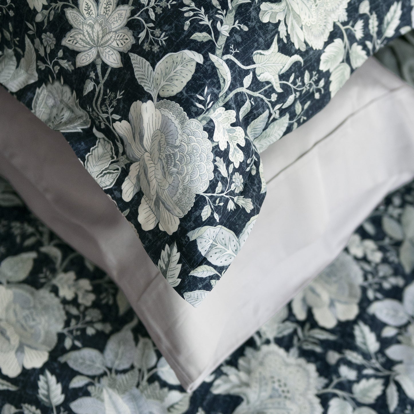 Somerset Printed Sateen Duvet Covers & Shams